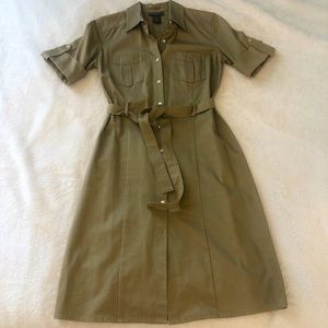 Banana republic khaki button down dress w/ tie . Size 2